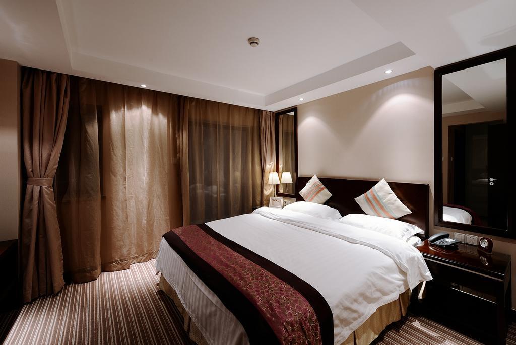 Regalia Residences Changning Shanghai Exterior photo